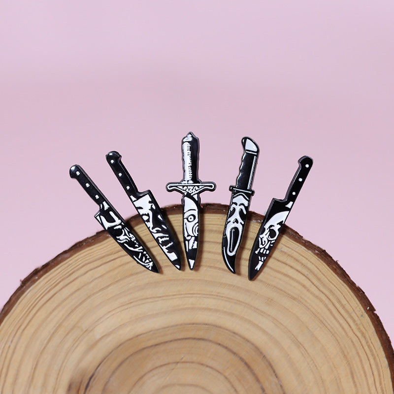 Wholesale Creative Dagger Ghost Face Shape Halloween Skull Metal Brooch